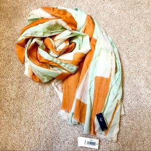 Gap Scarf